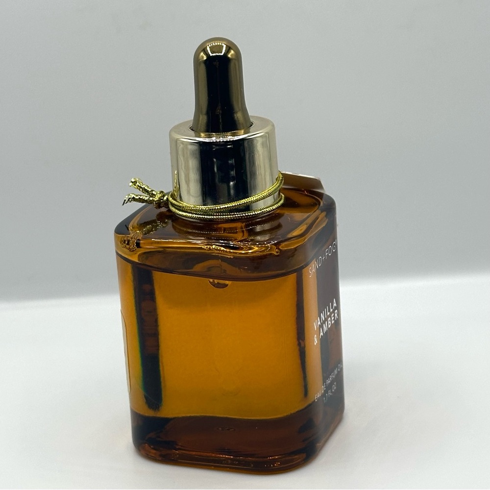 Sand and Fog Vanilla & Amber 50ml Parfum Oil Dropper - Picture 2 of 4